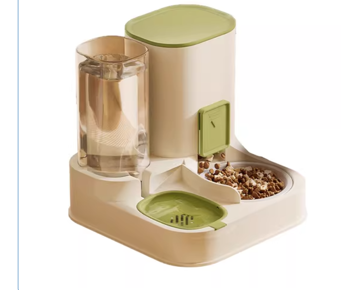 All-in-One Pet Feeder